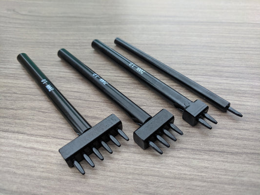 Hilo, tenedor y proyecto: guía práctica para cosido artesanal en cuero